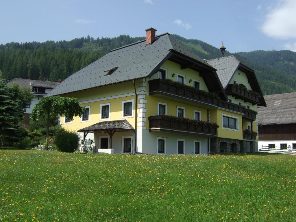 Ferienwohnungen Trattner Mauterndorf  Buitenkant foto